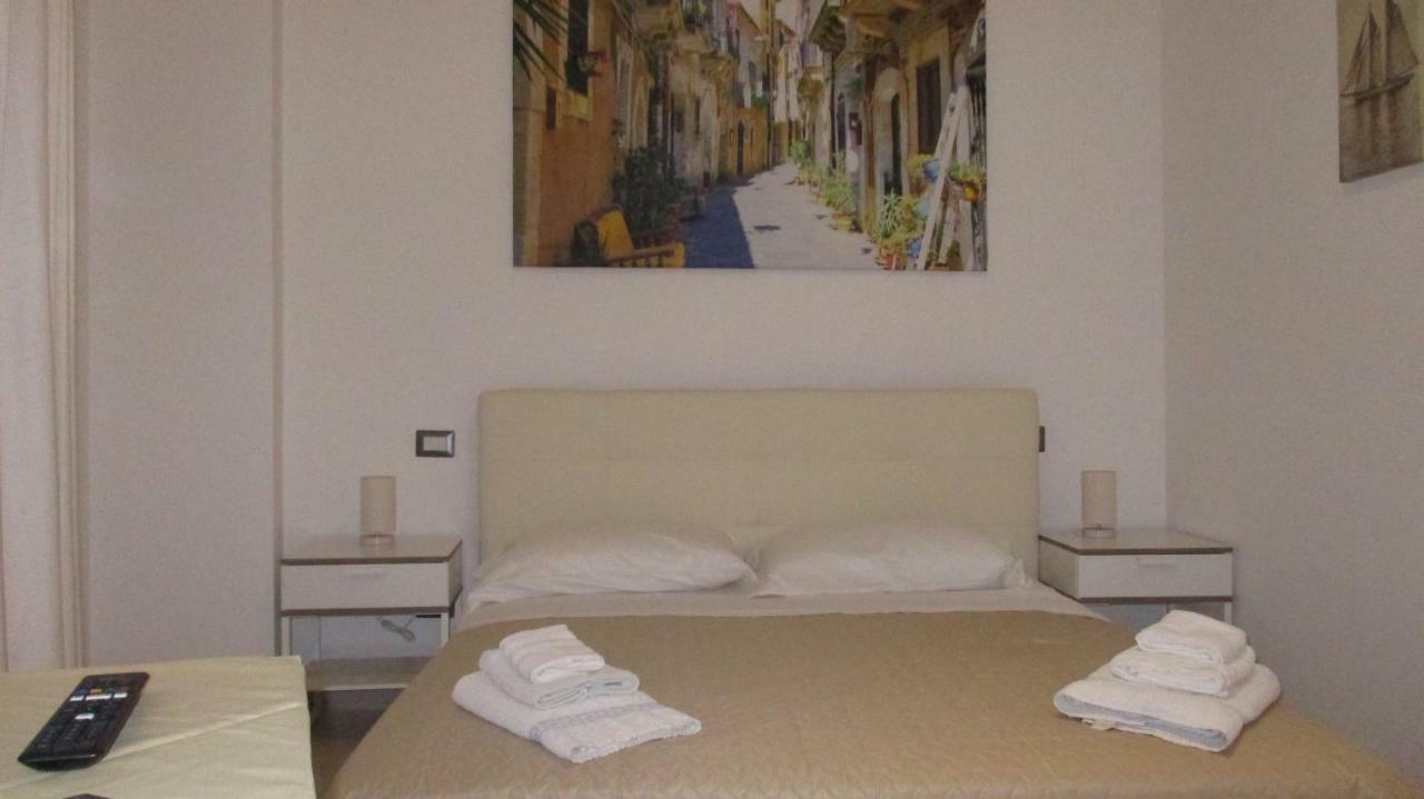 Gymnasium Bed & Breakfast Syracuse Luaran gambar